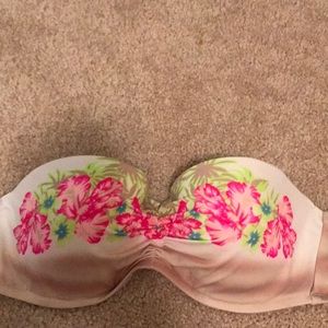 Victoria’s Secret swimsuit top
